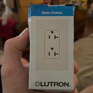 Lutron Satin Colors Electrical Outlet SCR 20 SW